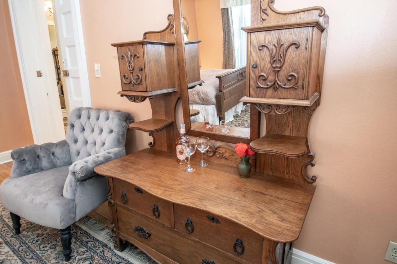 Looking Glass Inn Indianapolis Luaran gambar